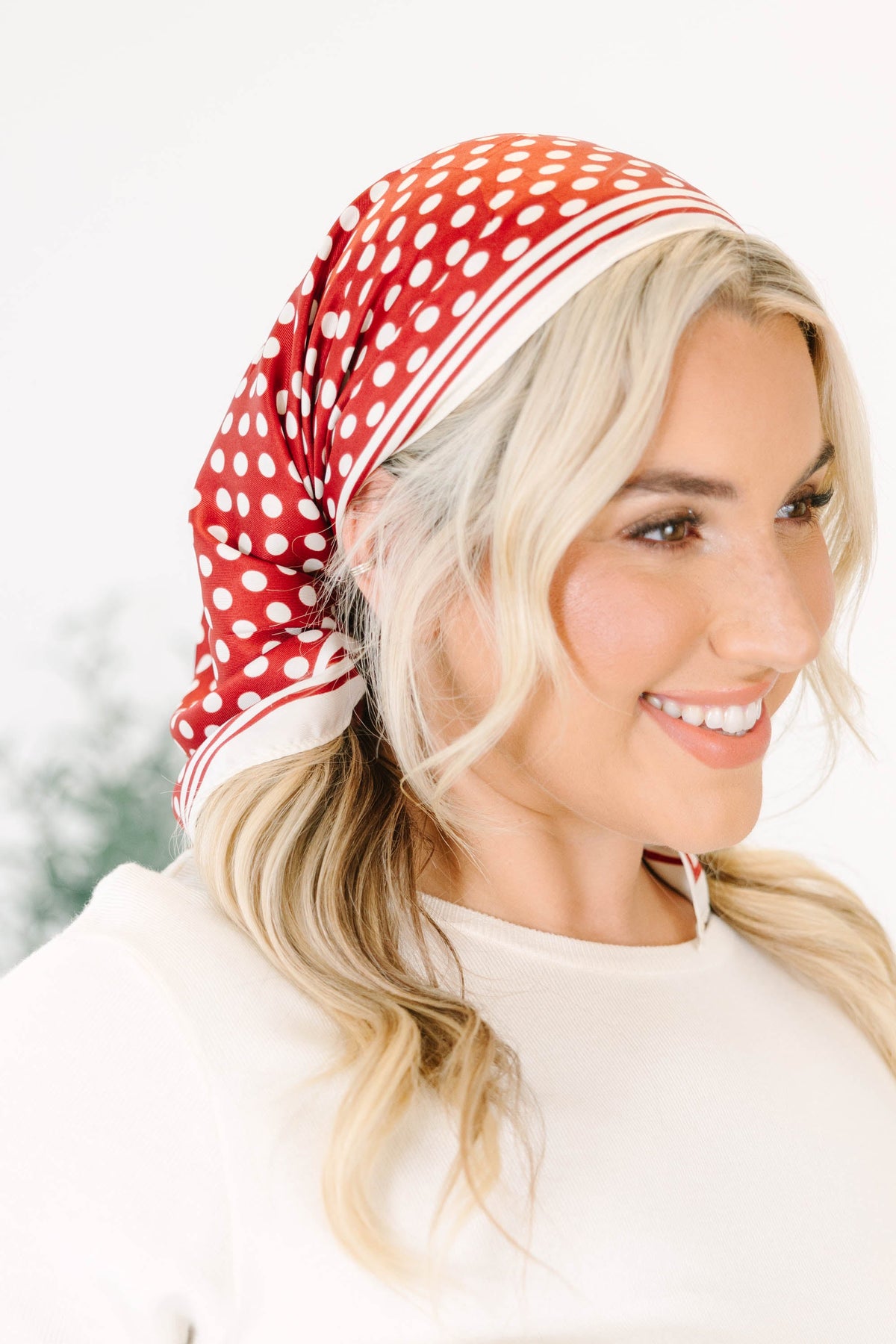Sweet Serenade Scarf, Red